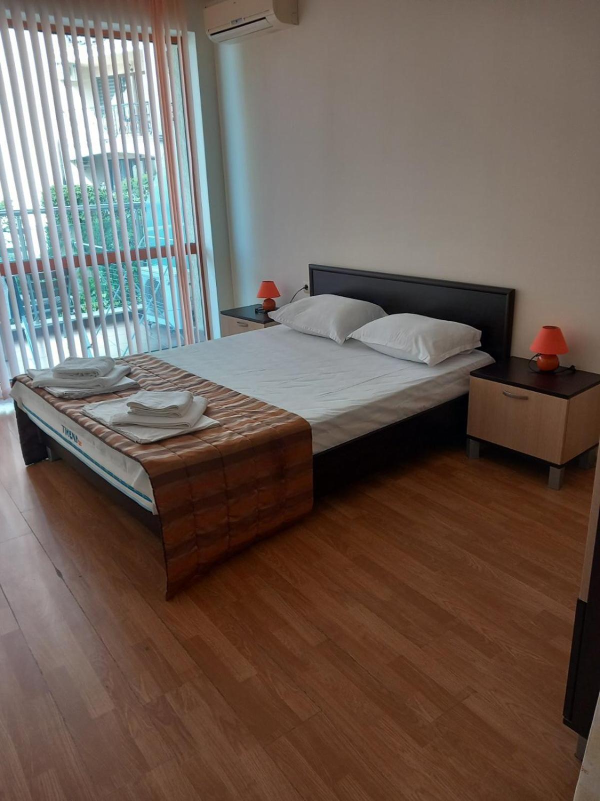 Апартаменти Съни Бей Sunny Beach Buitenkant foto