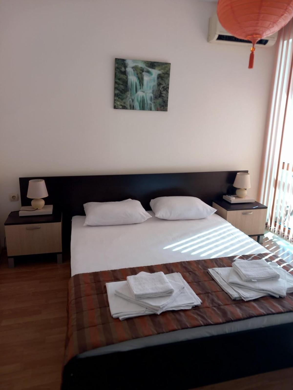 Апартаменти Съни Бей Sunny Beach Buitenkant foto